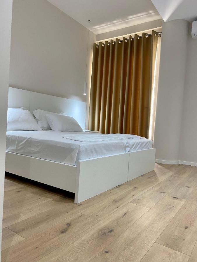 Violet'S Boutique Apartments Саранда Экстерьер фото
