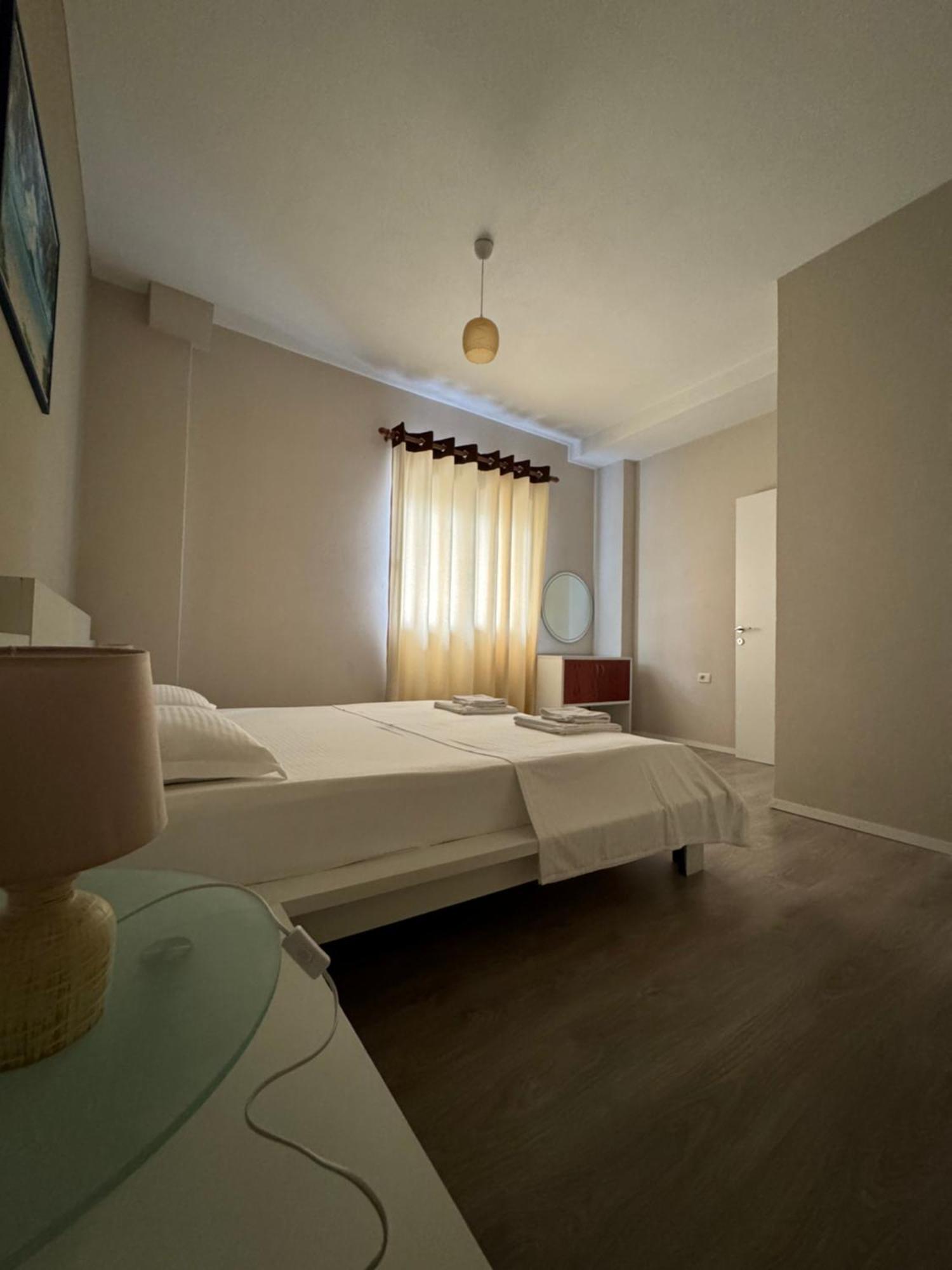Violet'S Boutique Apartments Саранда Экстерьер фото