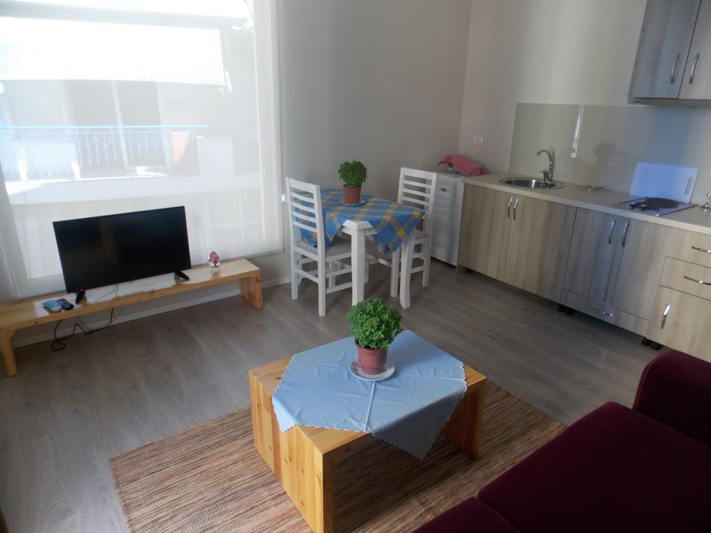 Violet'S Boutique Apartments Саранда Экстерьер фото